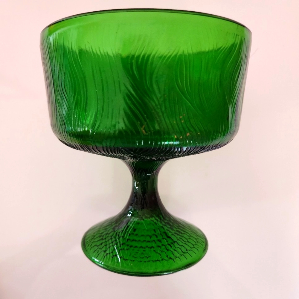 Hoosier Glass 4031 Emerald Green 6"H x 5.5"W